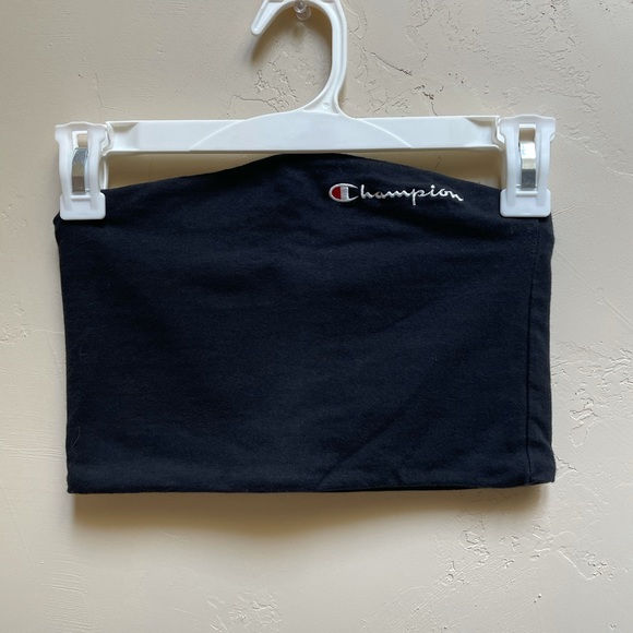 UO Exclusive Champion Set - Picture 2 of 3